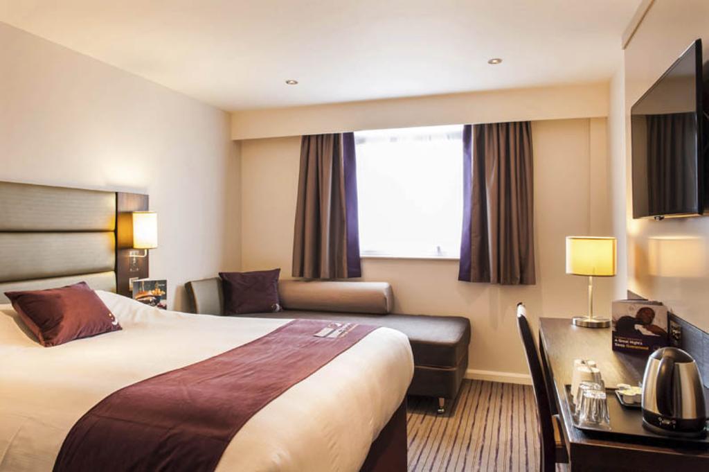 Premier Inn London Elstree / Borehamwood Hotel Buitenkant foto